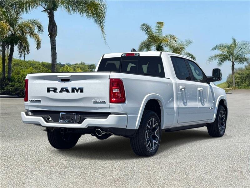New 2026 RAM 1500 Laramie Crew Cab 4x2 5'7' Box