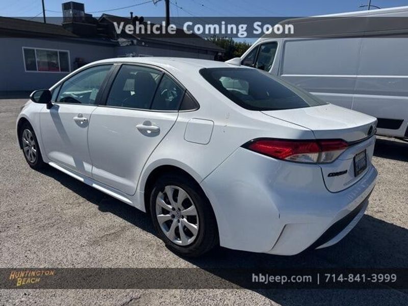 2021 Toyota Corolla LEImage 7