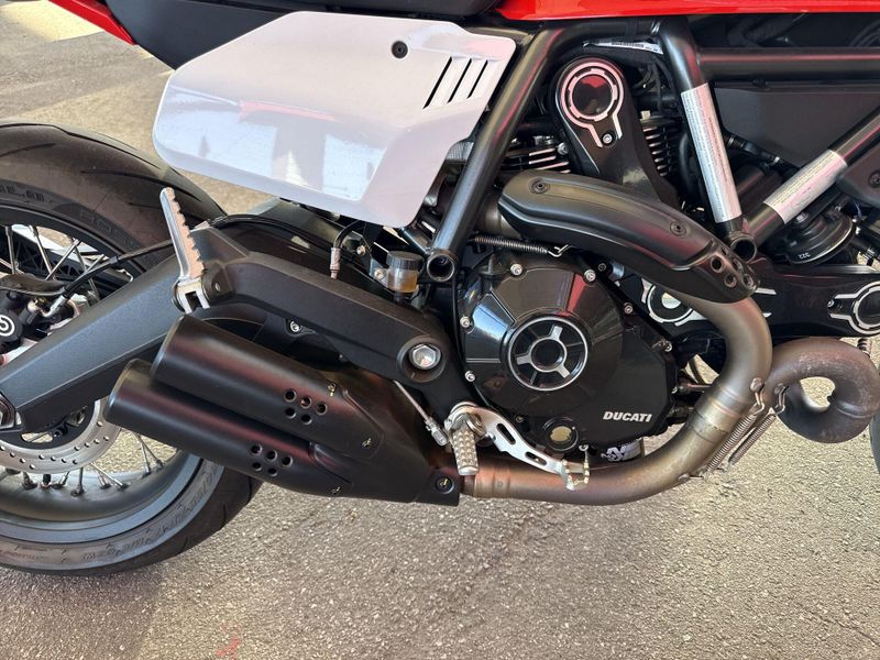 Used 2022 Ducati SCRAMBLER ICON DARK Image 14