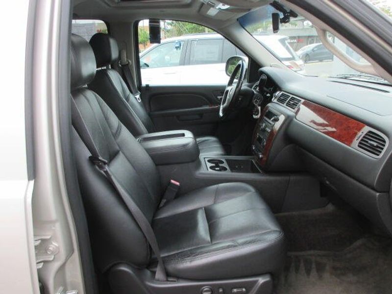 Used 2013 Chevrolet Tahoe LTImage 25