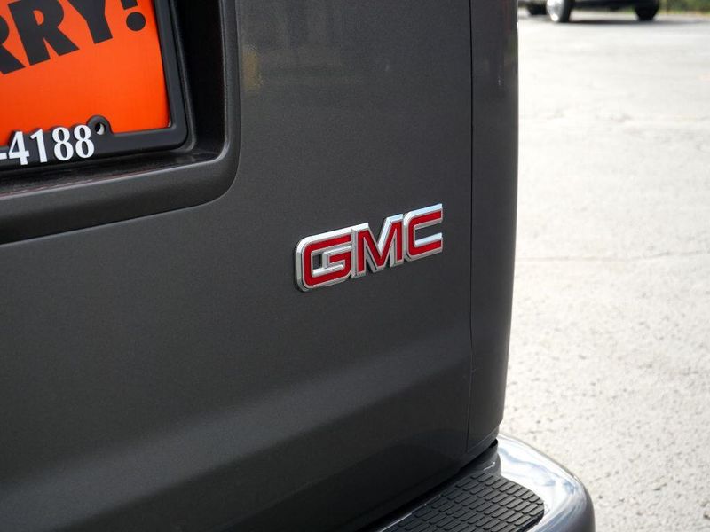 2020 GMC Savana Cargo Image 16