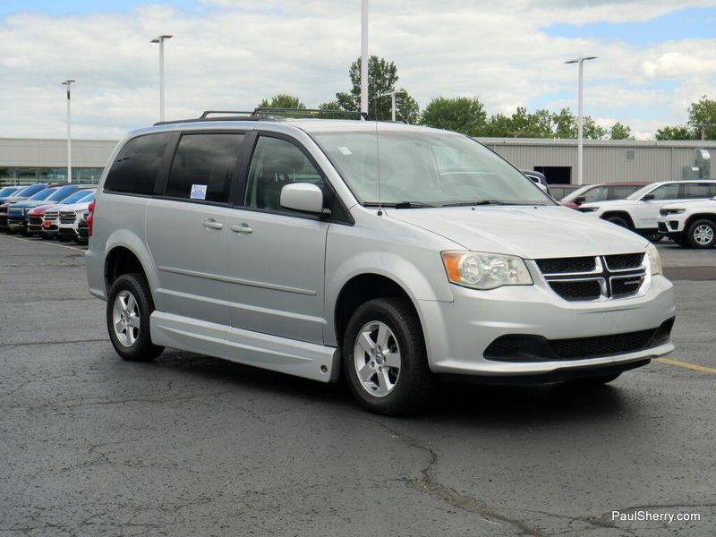Used 2012 Dodge Grand Caravan SXT