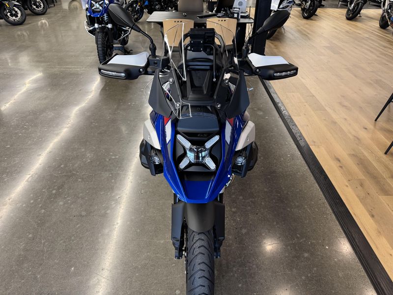 2025 BMW R 1300 GS - TROPHY - RACING BLUE METALLIC 