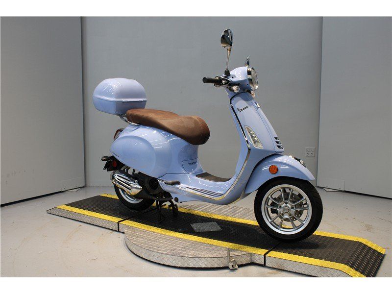 2019 Vespa Sprint in a BLUE exterior color. Greater Boston Motorsports 781-583-1799 pixelmotiondemo.com 