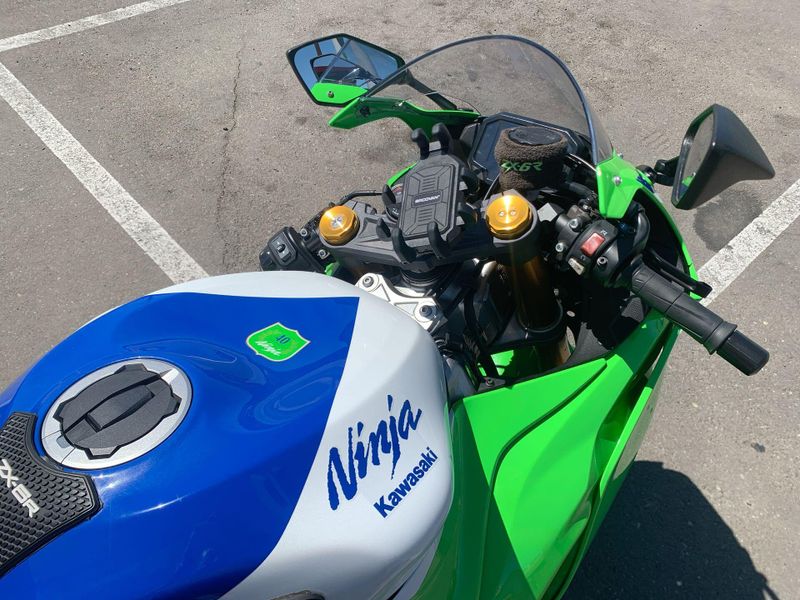 Used 2024 Kawasaki Ninja ZX-6R ABS Image 19