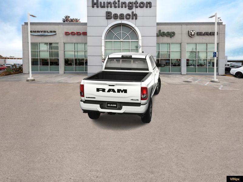 2025 RAM 3500 Laramie Crew Cab 4x4Image 14