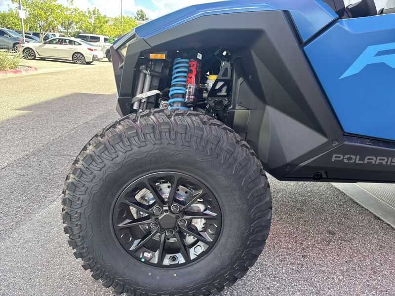 New 2026 Polaris RZR PRO S 4 ULTIMATE Image 17