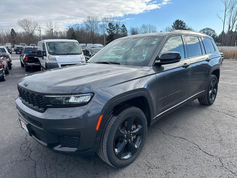 2021 Jeep Grand Cherokee L LaredoImage 10