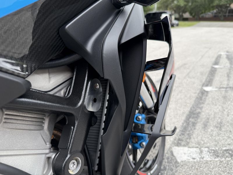 2025 BMW M 1000 XR Competition 