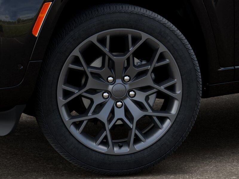 New 2026 Jeep Grand Cherokee L Summit 4x4Image 34