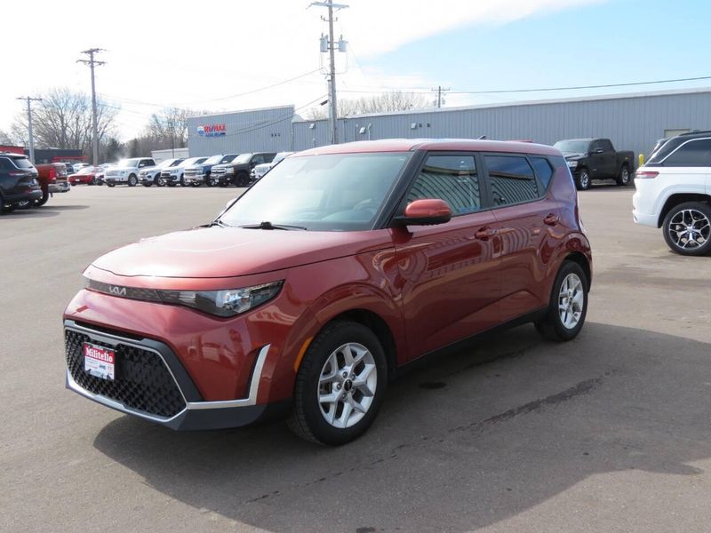 2023 Kia Soul LX 4dr CrossoverImage 8