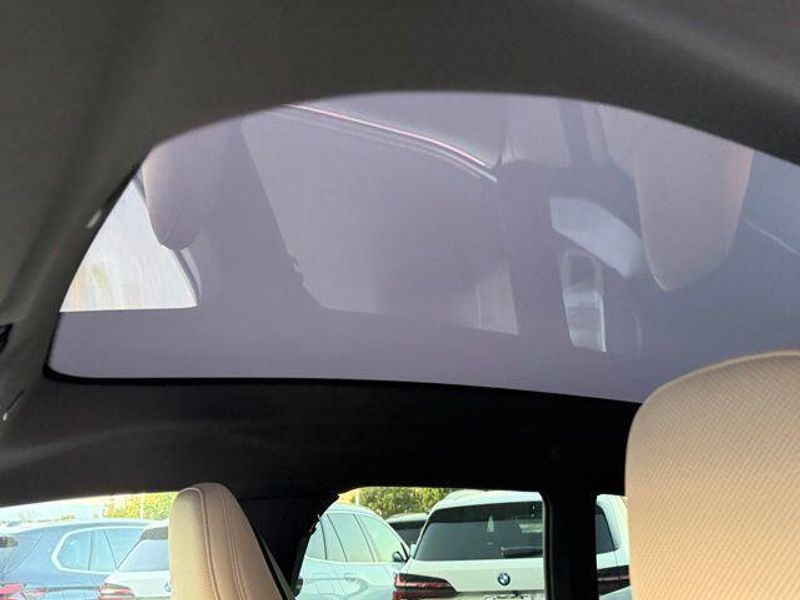 New 2026 BMW iX xDrive45Image 20