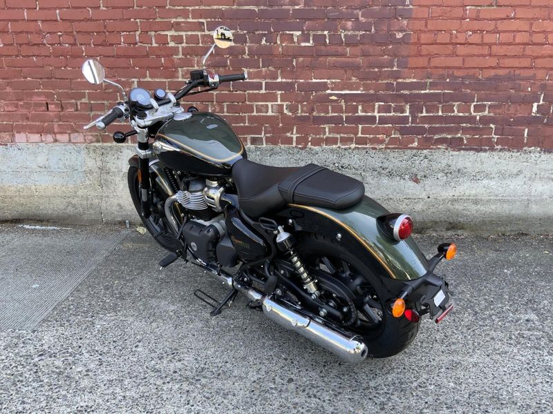 New 2024 Royal Enfield SUPER METEOR 650 MID 