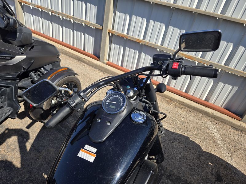USED 2019 HONDA SHADOW PHANTOM Image 11