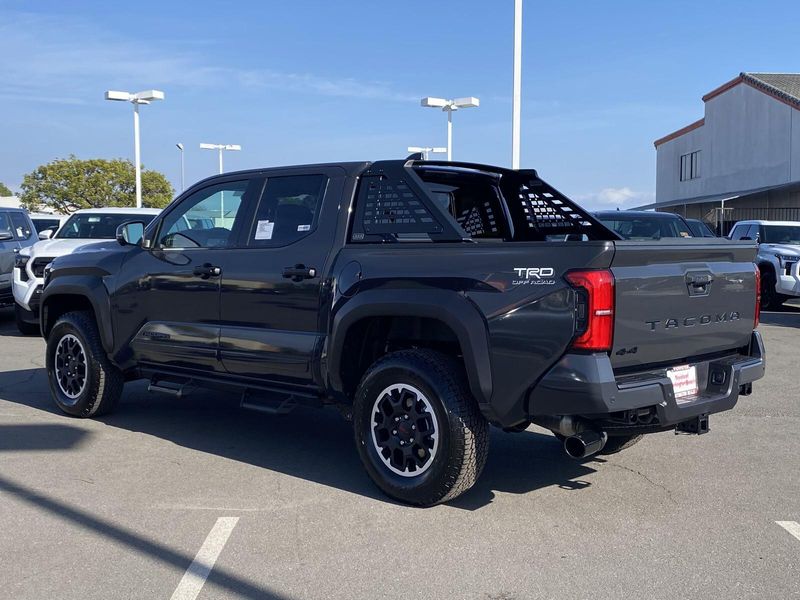 2025 Toyota Tacoma TRD Off RoadImage 5