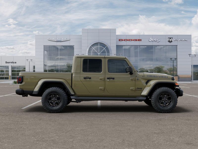 New 2025 Jeep Gladiator High Tide 4x4Image 30