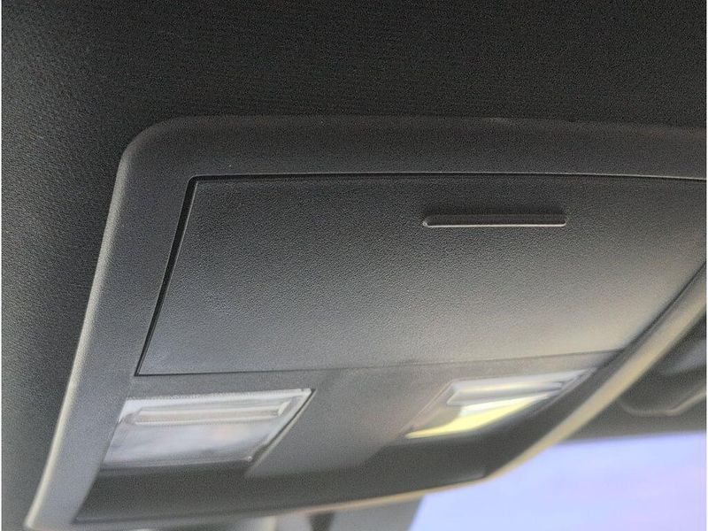 Used 2023 Dodge Challenger SXTImage 27