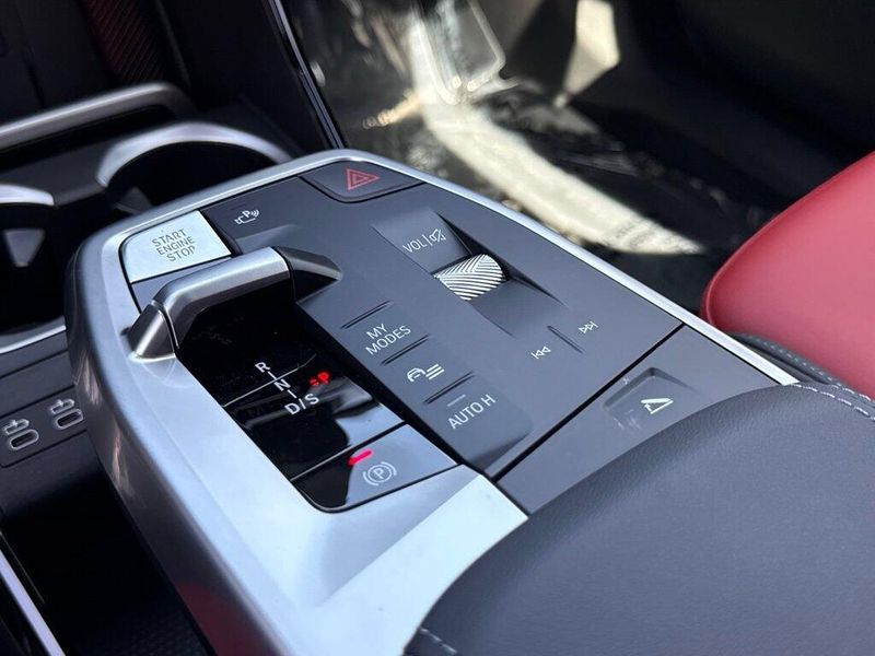 New 2027 BMW X1 M35iImage 24