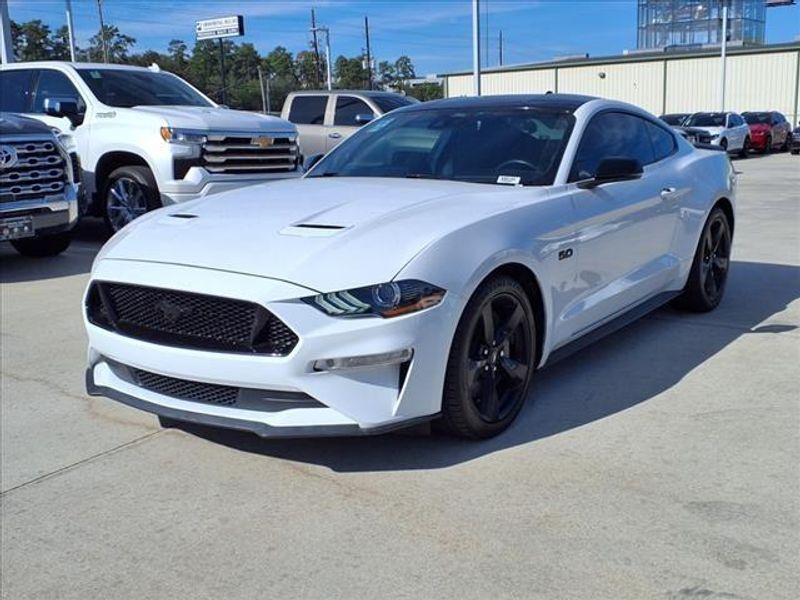 2022 Ford Mustang GT PremiumImage 2