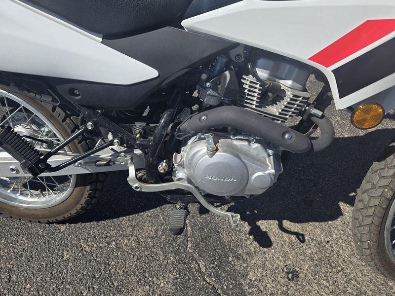 USED 2024 HONDA XR150L Image 6