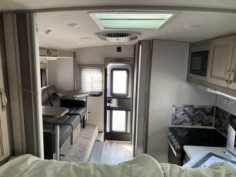 New 2027 NORTHWOOD MFG Arctic Fox 811Image 20
