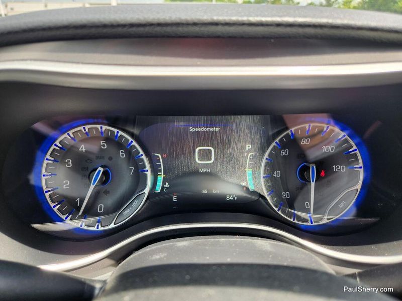 New 2026 Chrysler Pacifica Select