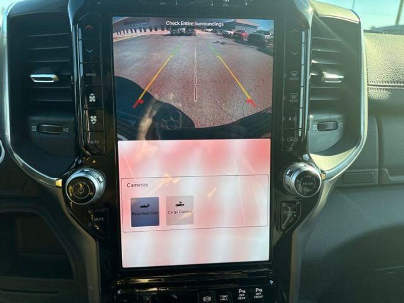 2026 RAM 2500 Laramie Crew Cab 4x2 6'4' Box