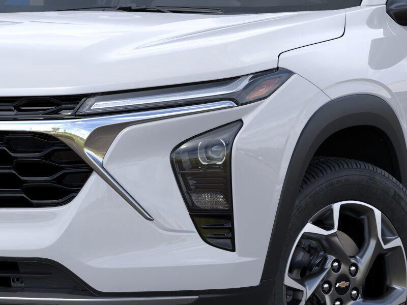 New 2025 Chevrolet Trax LTImage 10