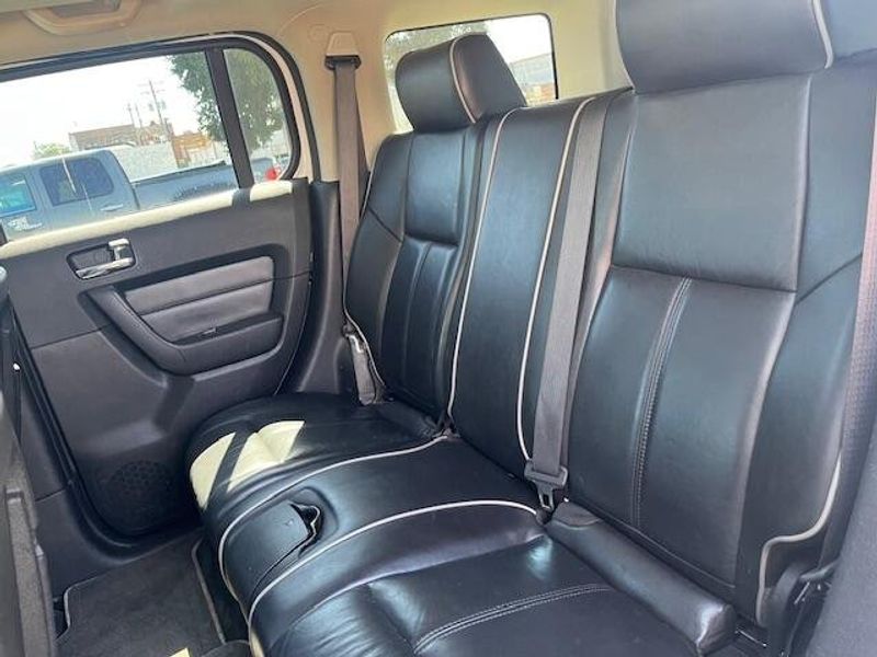 Used 2008 Hummer H3 SUV AlphaImage 13
