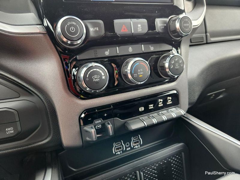 New 2025 RAM 2500 Big Horn Crew Cab 4x4 6'4' Box