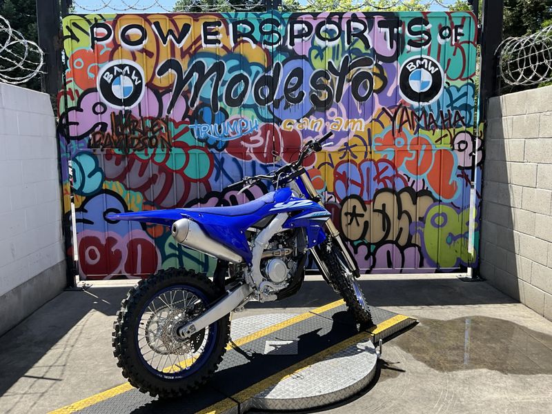 New 2025 Yamaha YZ450FX Image 6