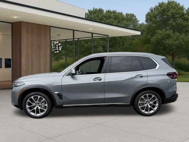 Used 2024 BMW X5 xDrive40iImage 13