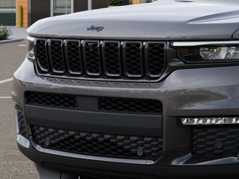 New 2025 Jeep Grand Cherokee L Limited 4x4Image 44