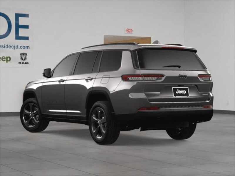 2025 Jeep Grand Cherokee Limited photo 4