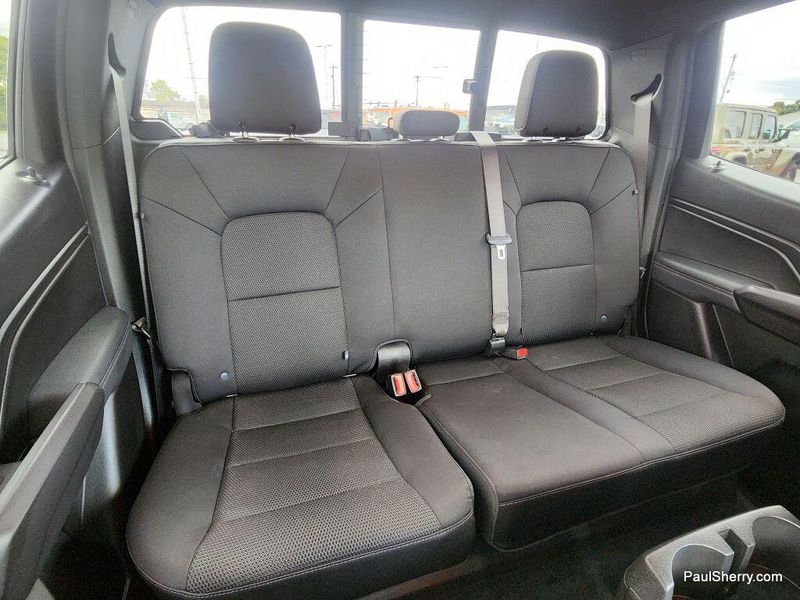 Used 2024 GMC Canyon Elevation