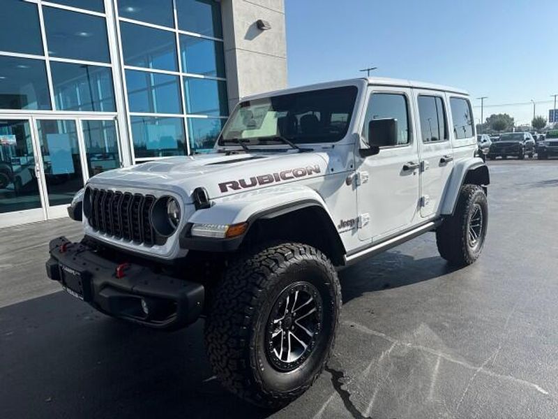 2025 Jeep Wrangler Unlimited Rubicon X photo 3