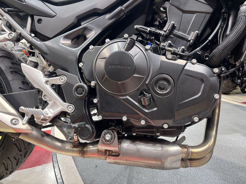 New 2025 Honda CB750 HORNET Image 19