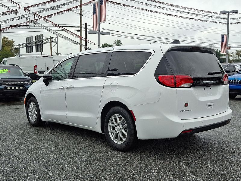 2026 Chrysler Voyager LX photo 2