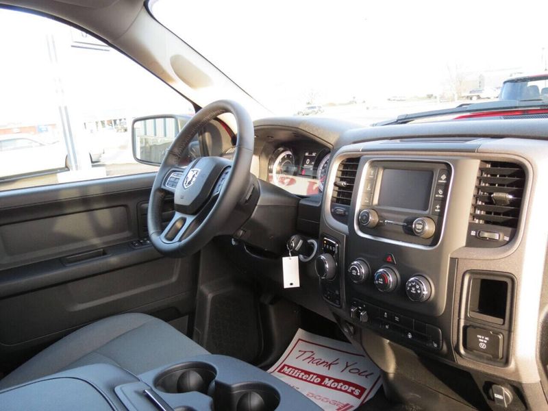 2023 RAM 1500 Classic Tradesman Crew Cab 4x4 5