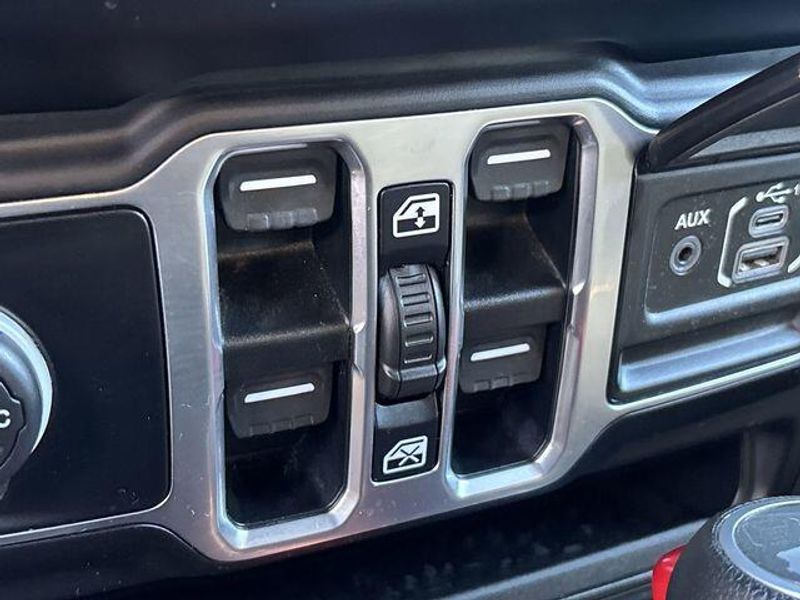 Used 2020 Jeep Wrangler Unlimited Sport SImage 21