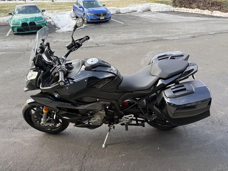 2019 BMW S 1000 XRImage 2