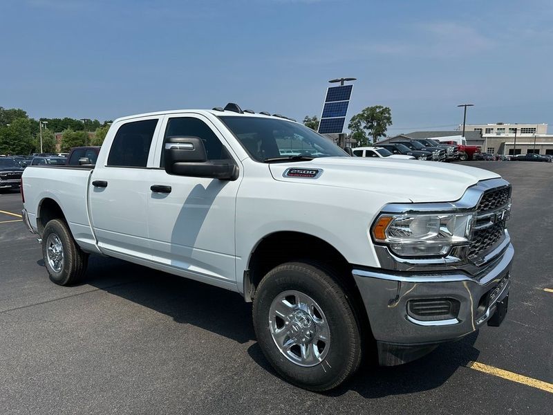 2024 RAM 2500 Tradesman Crew Cab 4x4 6