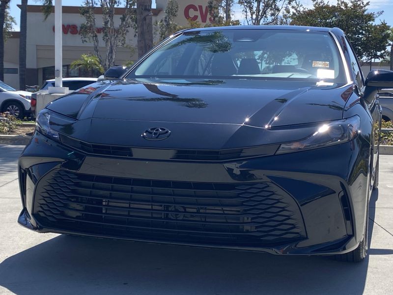 New 2025 Toyota Camry LEImage 7