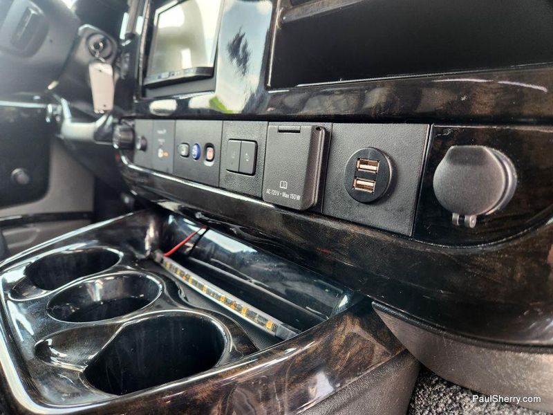 2020 GMC Savana Cargo Image 41