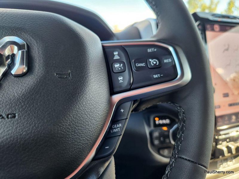 New 2026 RAM 1500 Big Horn Crew Cab 4x4 5'7' Box