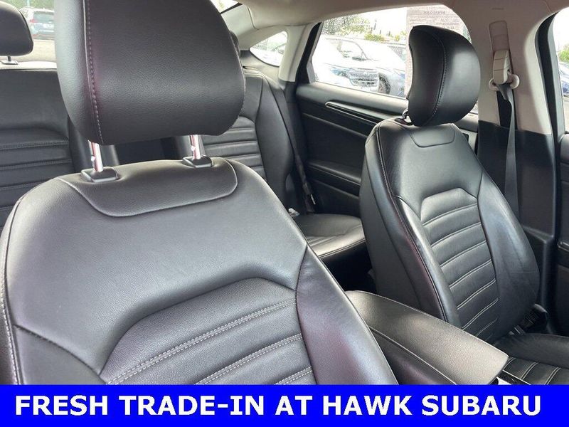 2015 Ford Fusion SE photo 10