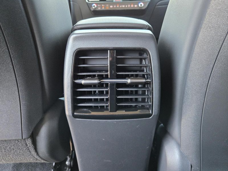 Used 2024 Kia Niro EV Wind