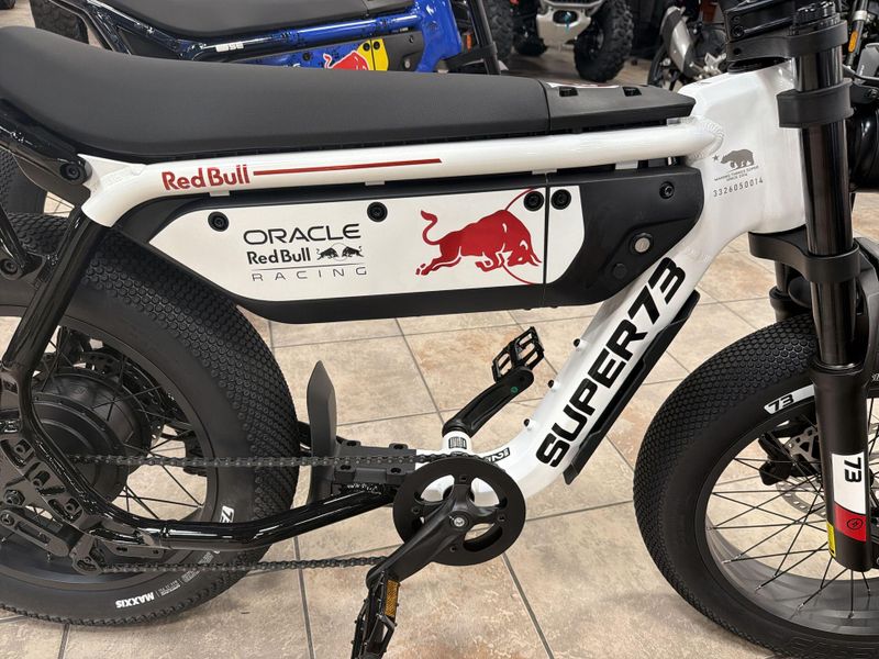 New 2026 Super73 ORACLE RED BULL RACING M1D SE Image 22