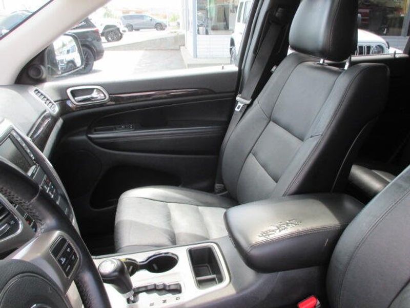 2012 Jeep Grand Cherokee Laredo AltitudeImage 22