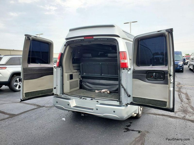Used 2019 GMC Savana 2500 Image 11